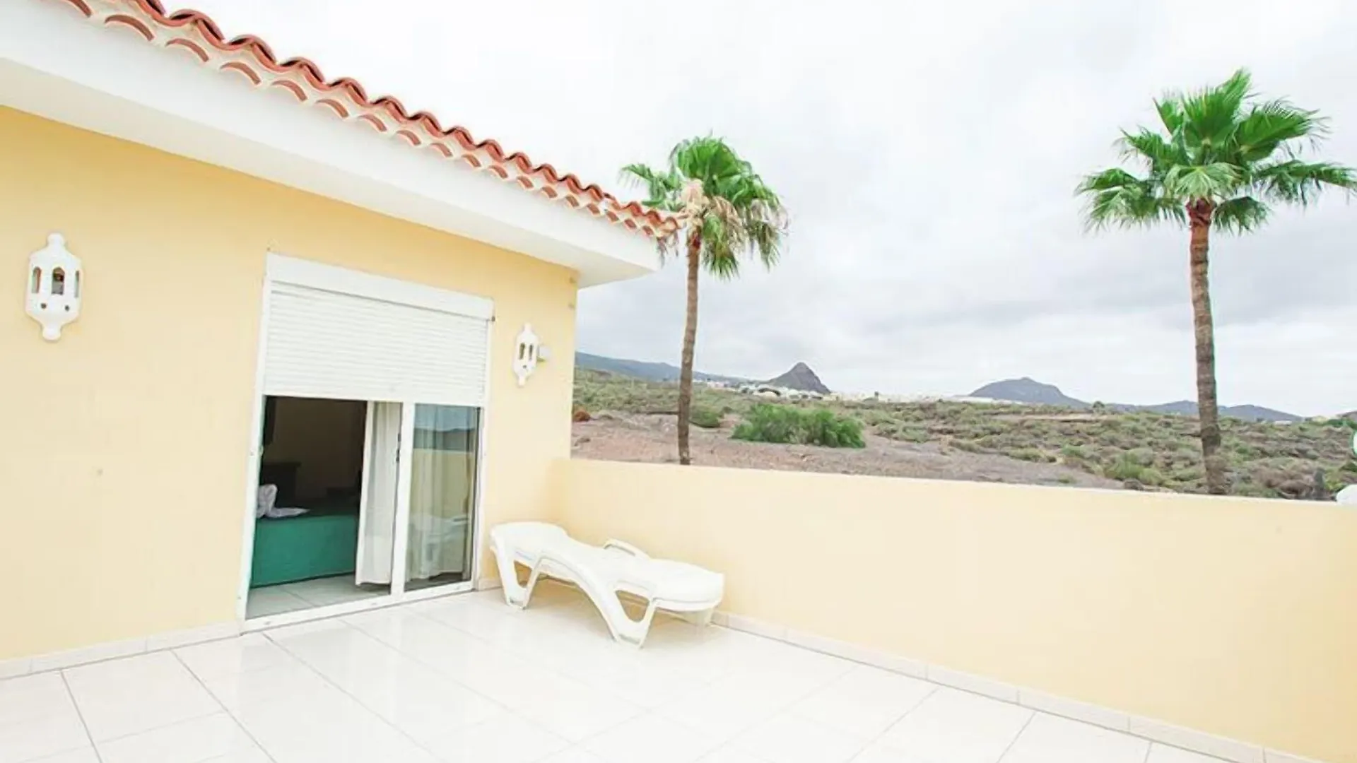 Chayofa Country Club Apartment 0*,  Spain