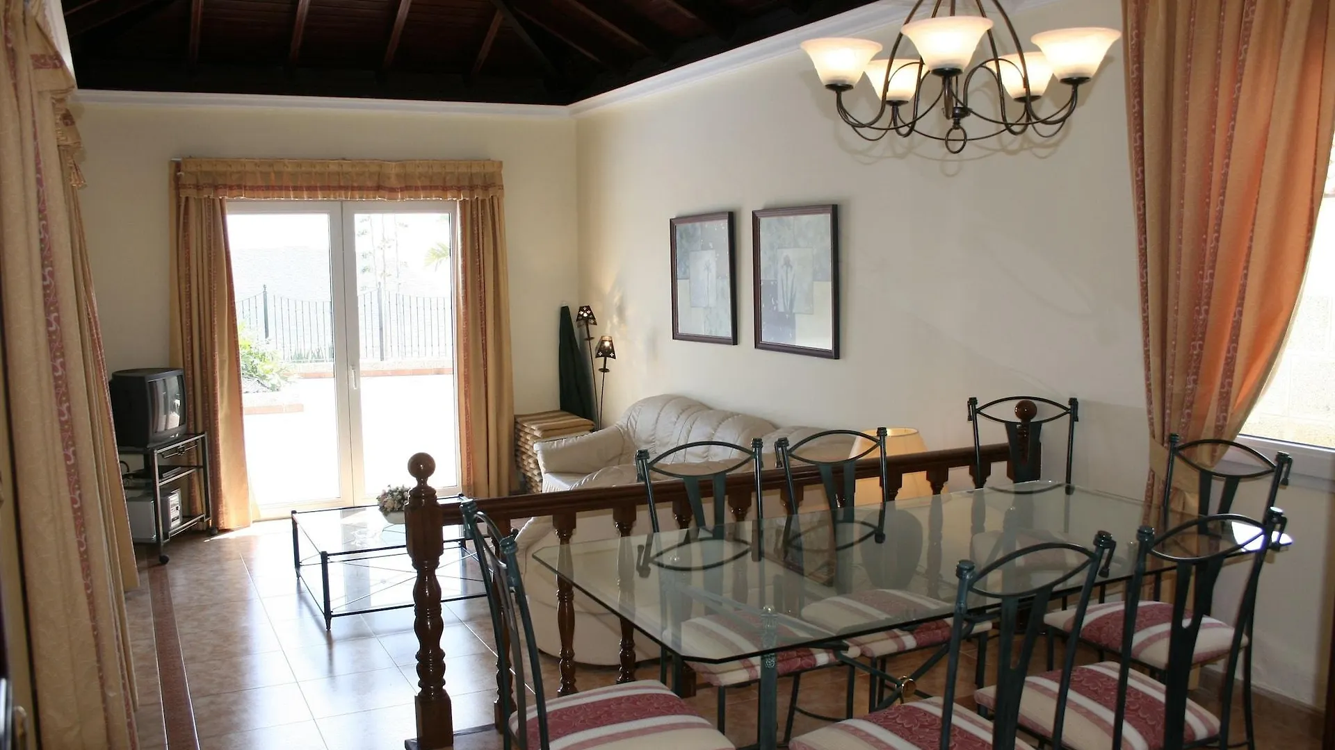 Chayofa Country Club Apartment 0*,